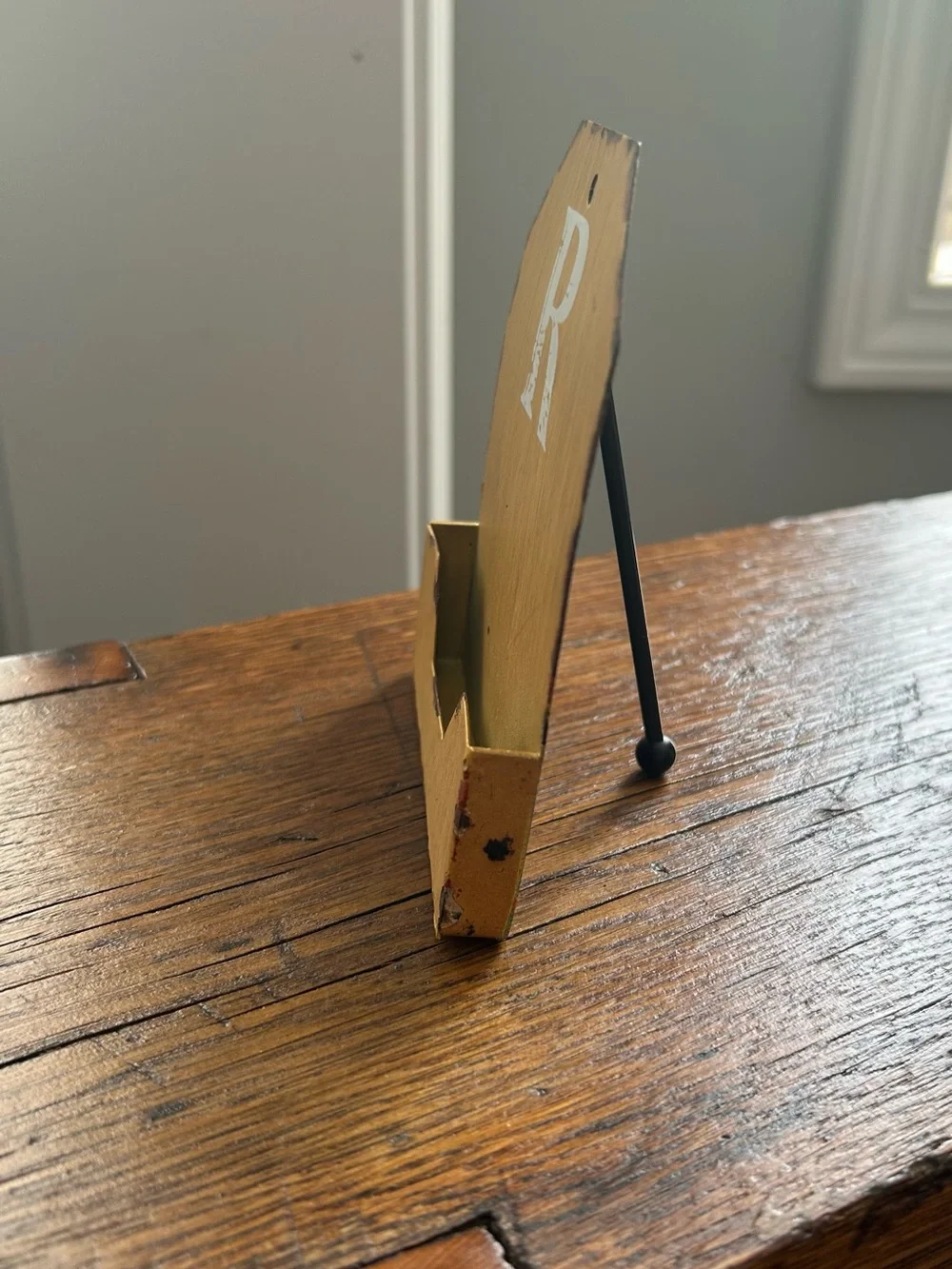 Business Card Holder Distressed Yellow Metal 'R'
